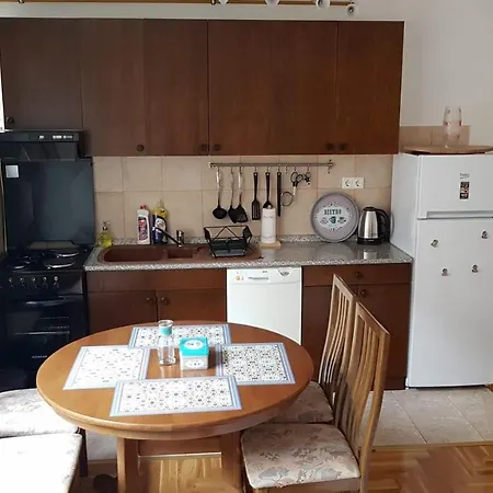 Old Town ,top Location, Brand New *
