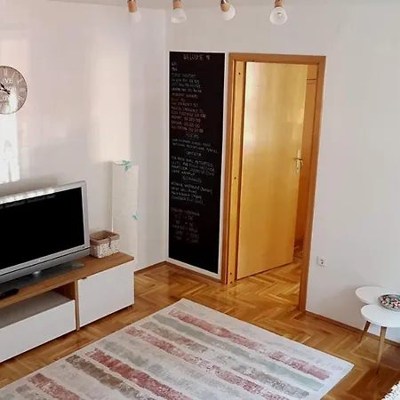 Apartment Old Town ,top Location, Brand New